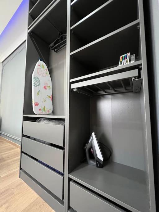 Traum Wohnung Mit Kingsize-Bett Graz Esterno foto